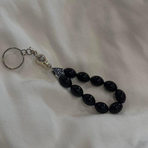 Other Handbags - Black beaded keychain with silver